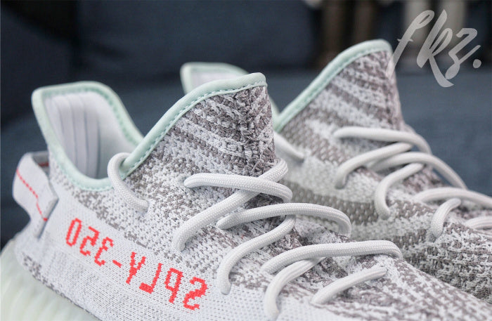 Yeezy 350 Boost V2 Blue Tint 2017 (LN5 A1)