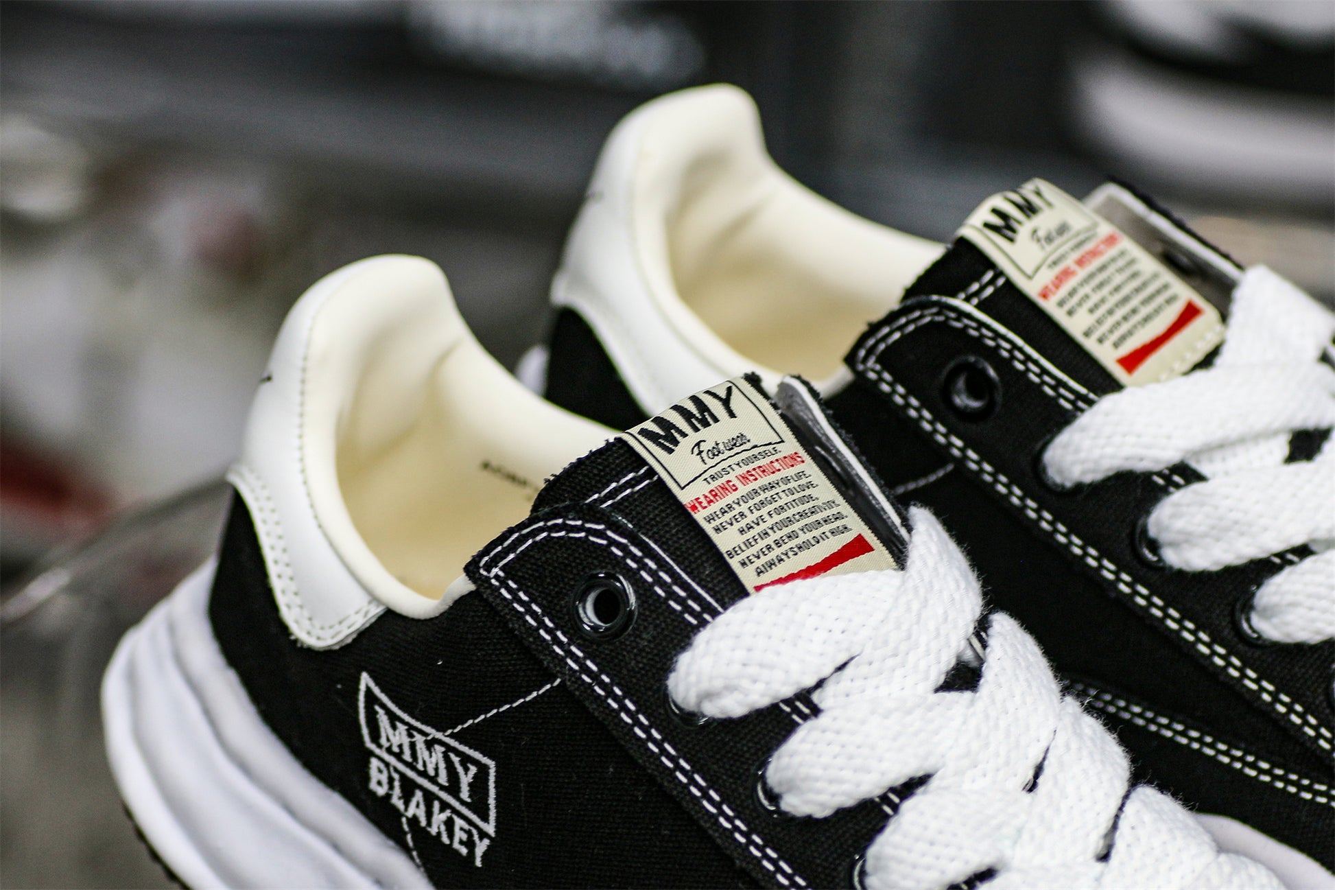 MaisOn Margiel@ Yasuhir0 Blakey low-top sneakers