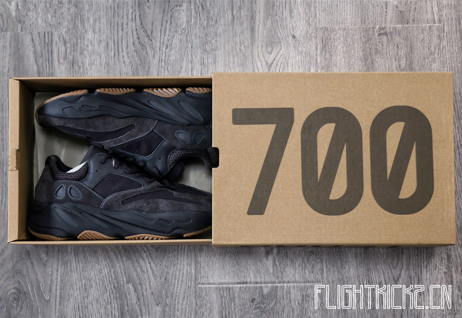 Yeezy Boost 700 Utility Black 2019