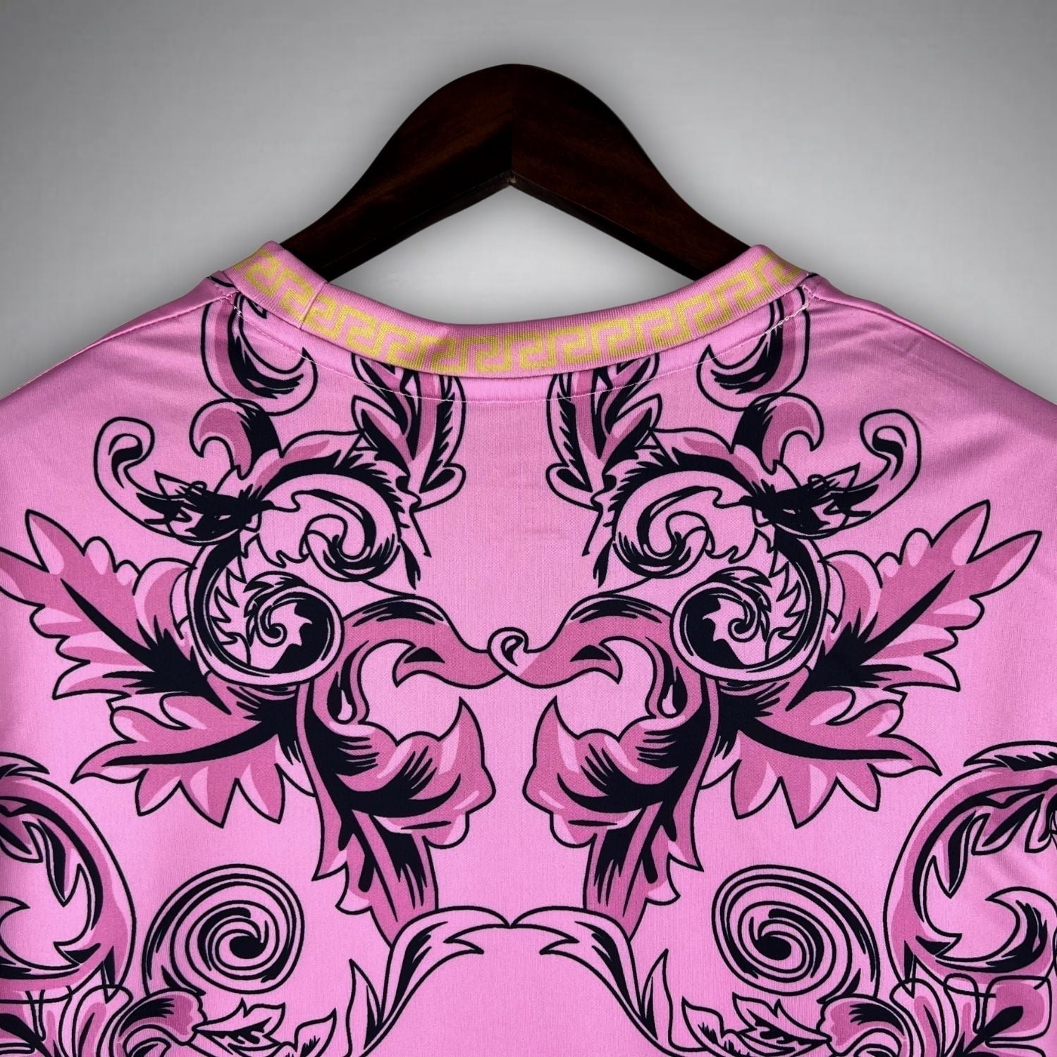 Italy "Versace" Premium Pink Kit