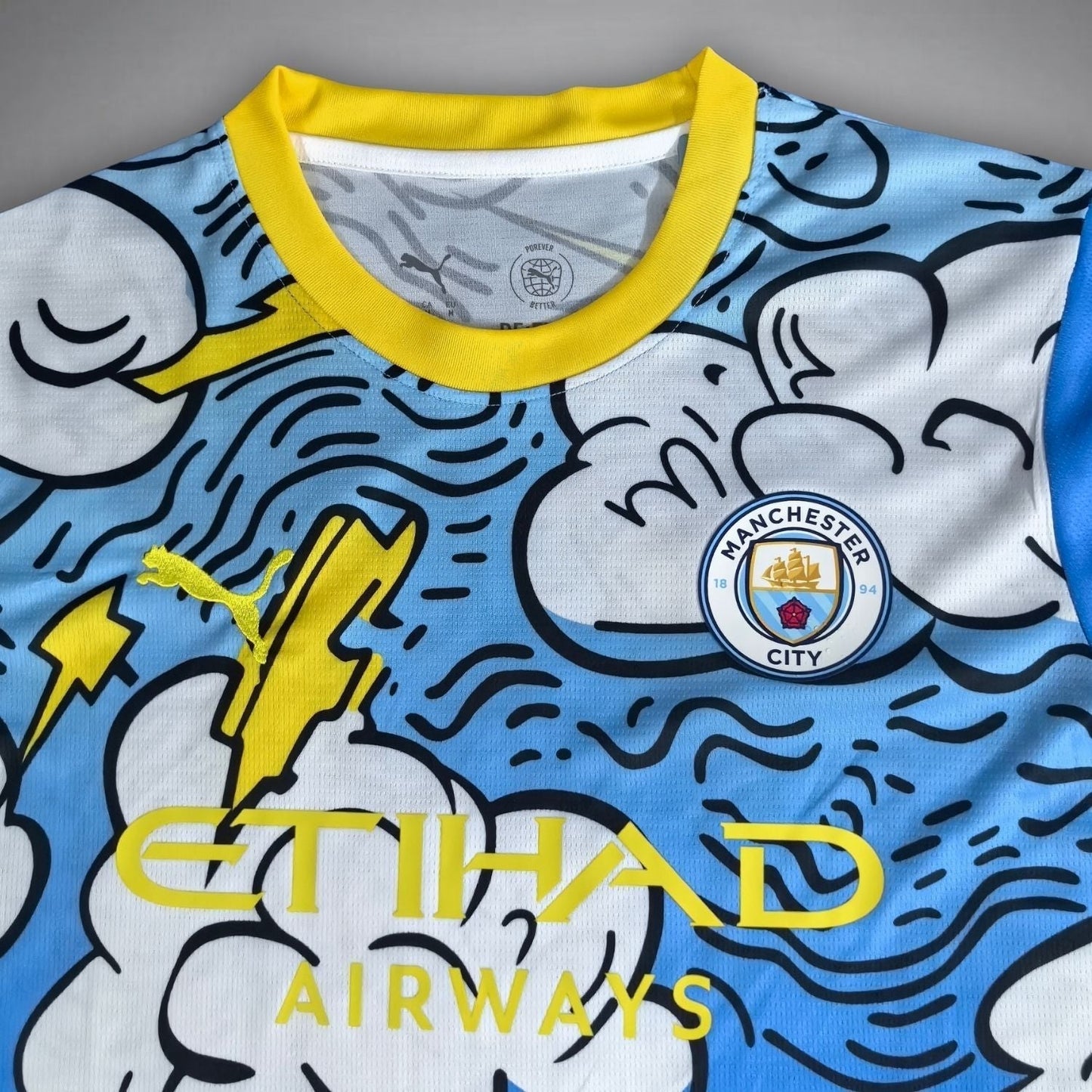 Manchester City "Cloud 9" Premium Kit