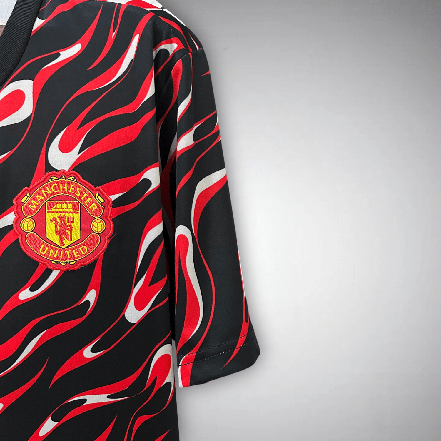 Manchester United "Lava Waves" Premium Kit