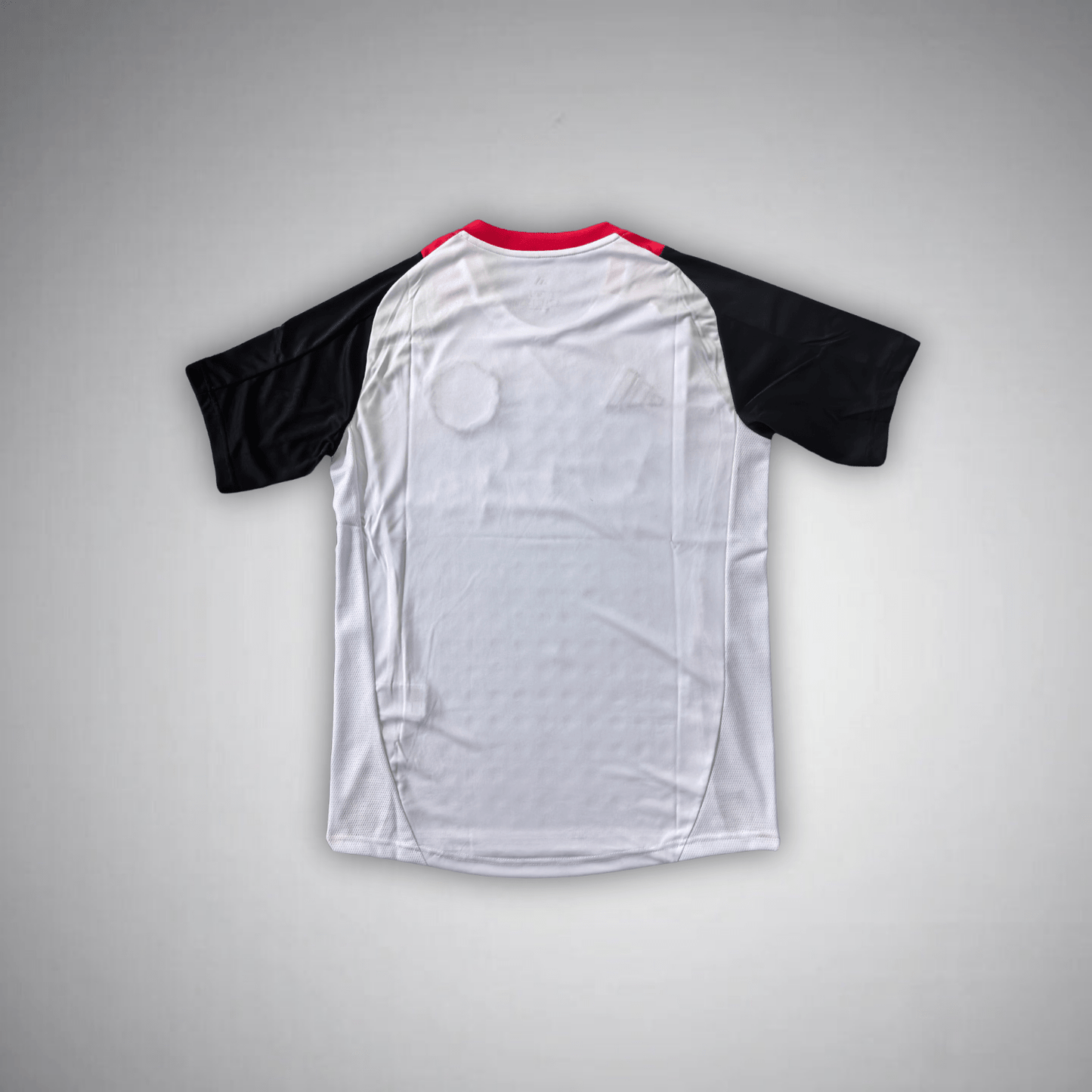 Manchester United "Tiro 24" Premium Kit