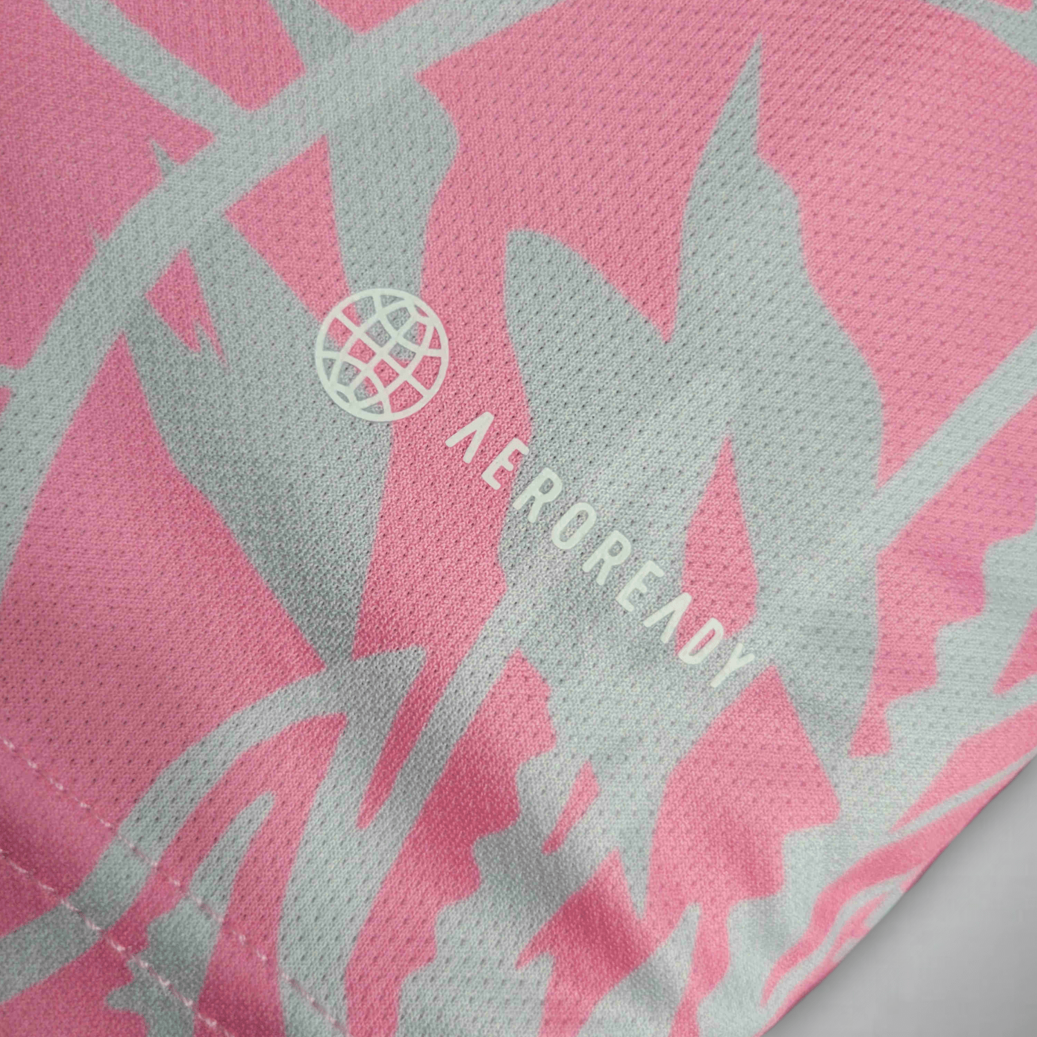 Real Madrid "Hello Kitty" Premium Kit