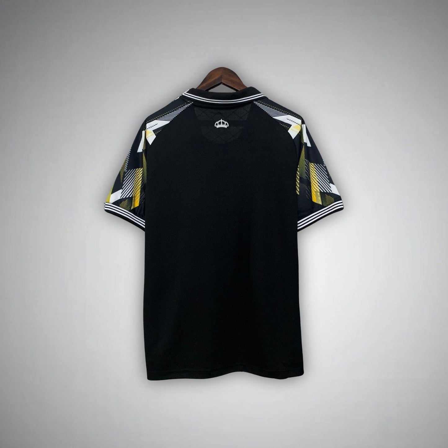 Real Madrid "Nocturno" Premium Kit