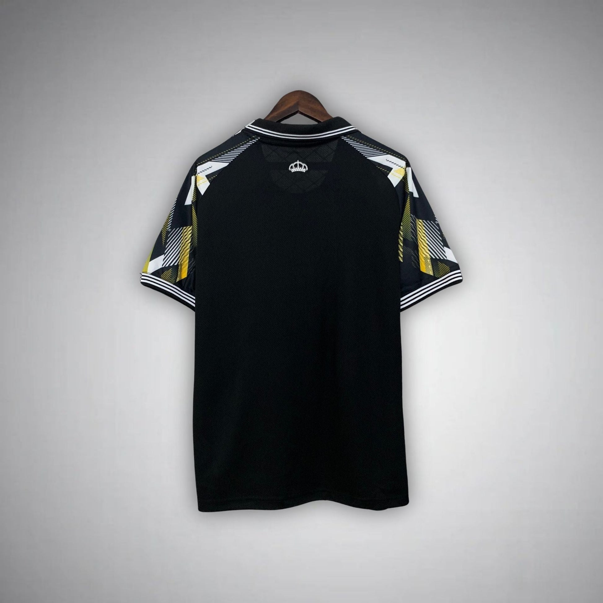 Real Madrid "Nocturno" Premium Kit