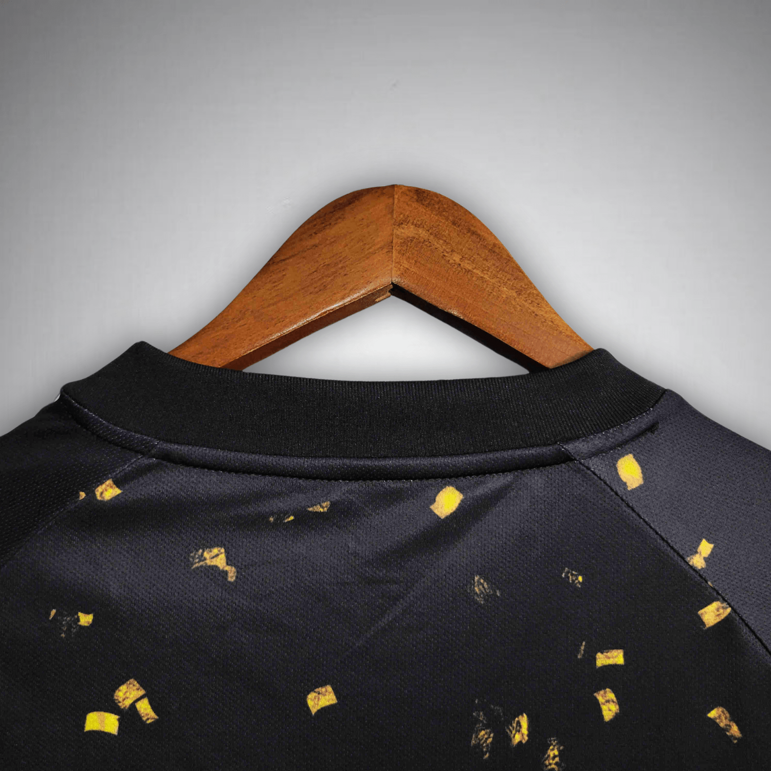 Real Madrid "Victory Sparks" Premium Kit